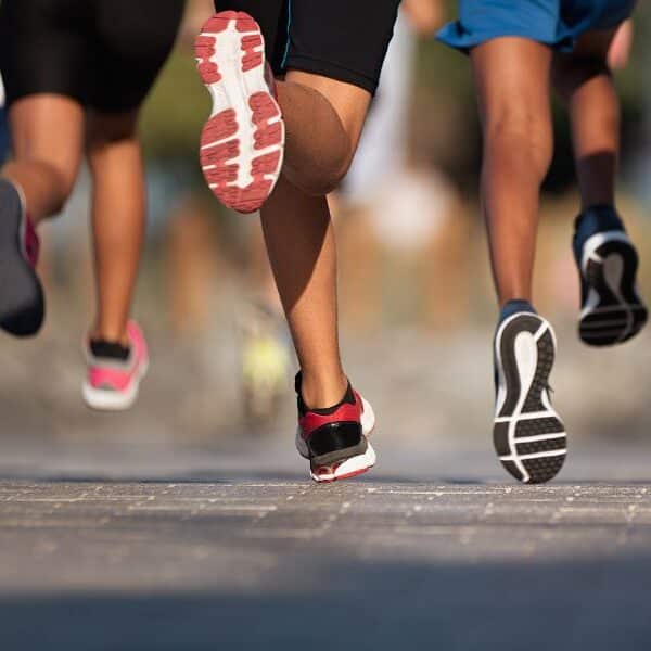 Comment bien choisir son équipement quand on débute la course à pieds ?